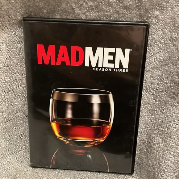 Mad Men seasons 1-3 dvds, Excellent Condition! - Picture 5 of 5